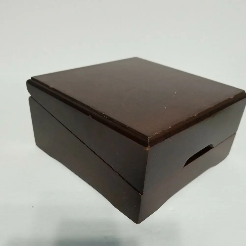 John Poole - England -‎ Desk Clock  Wooden Box Tested